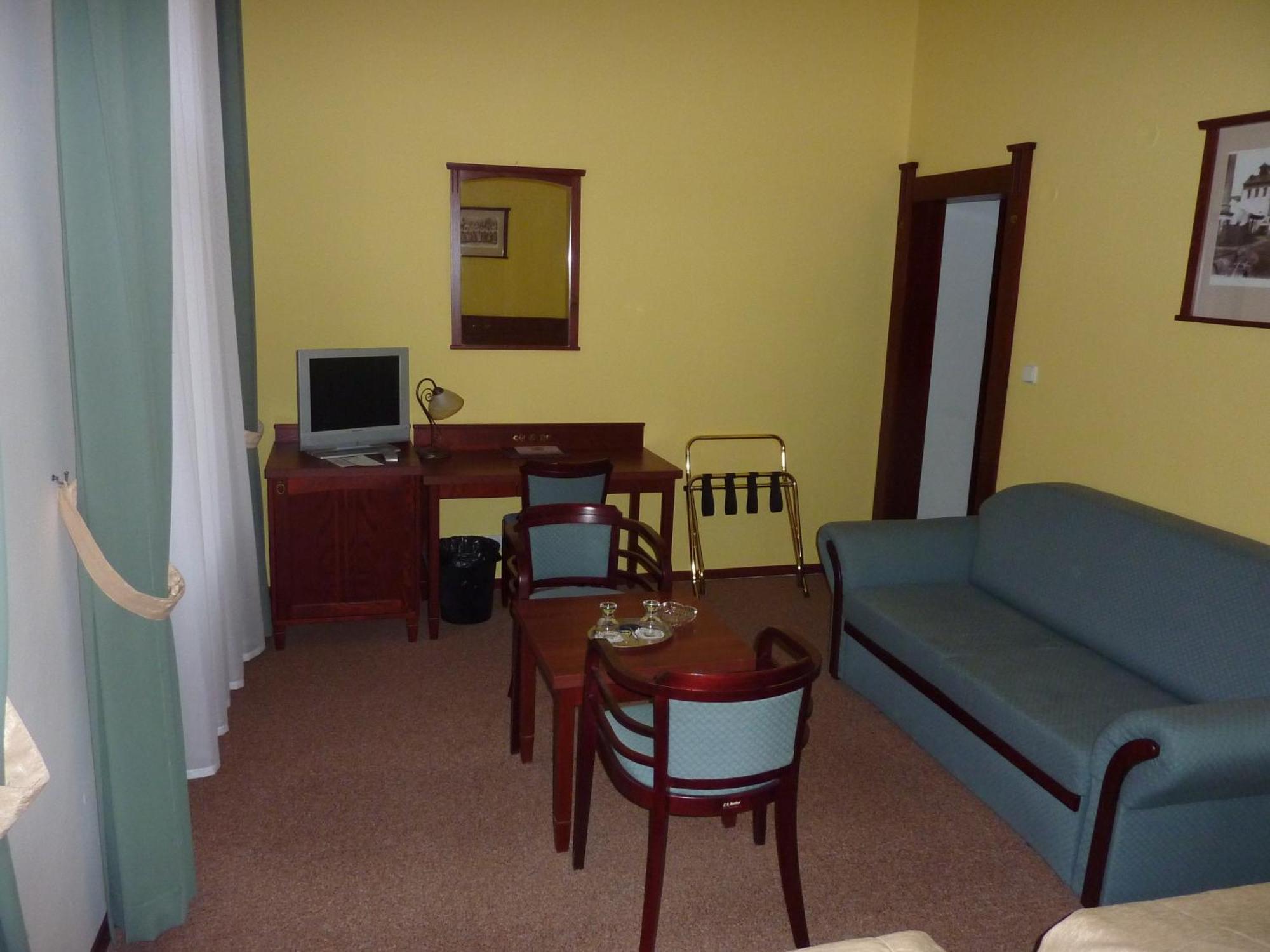 Grandhotel Garni ยีห์ลาวา ภายนอก รูปภาพ