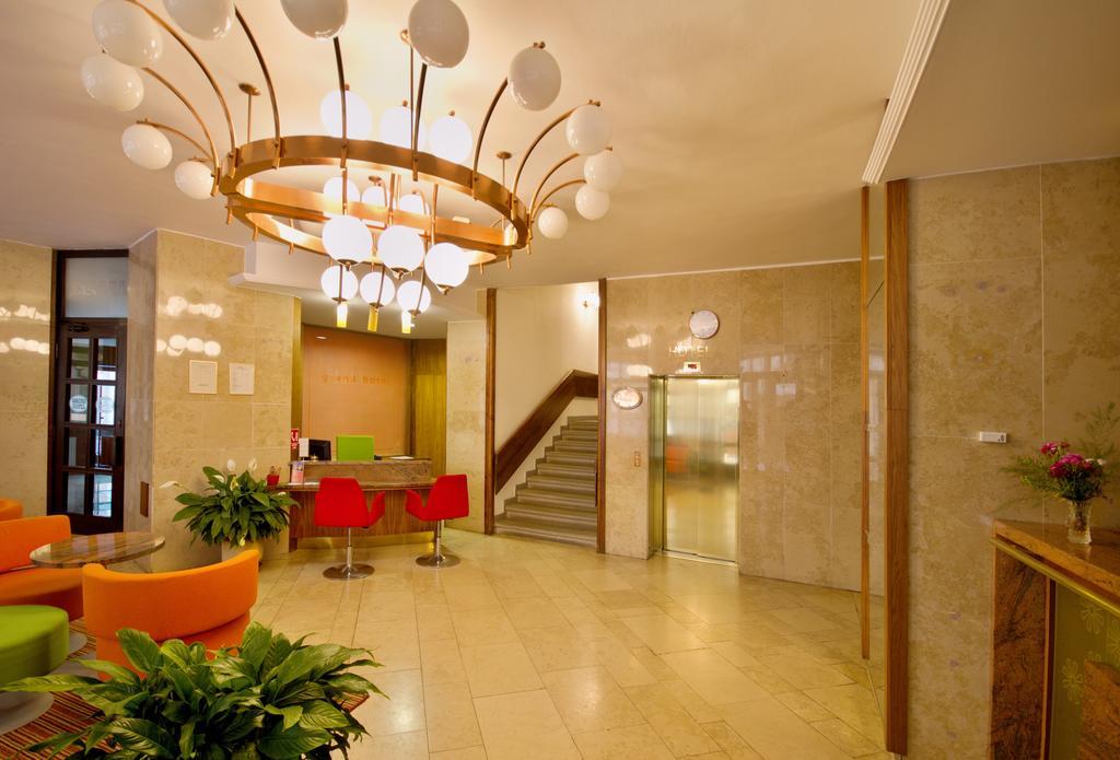 Grandhotel Garni ยีห์ลาวา ภายนอก รูปภาพ